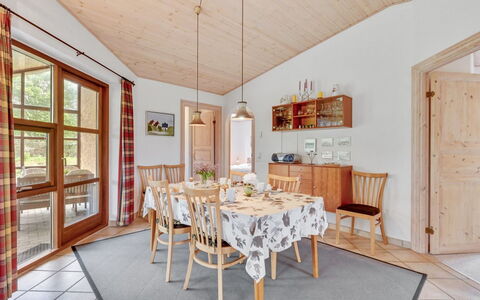 Rika - 525M to the Fjord: Dak, Huis, Huis, Verblijf, Siding, Landgoed, Oprit, Garden Gebouwen, Werf, Schuur
