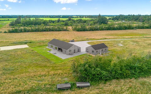 Etje - 6Km from the Sea: Verblijf, Huis, Huis, Dak, Veranda, Landgoed, Siding, Garden Gebouwen, Boerderij, Werf
