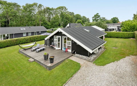 Ullakarin - 350M from the Sea: Plantengemeenschap, Zonlicht, Kruidachtige Plant, Tuin, Plantage, Landbouw, Boerderij