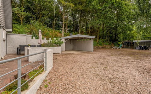Simo - 250M from the Sea: Tuin, Beton, Landscaping, Oprit, Landgoed, Schaduw, Backyard, Werf, Gang