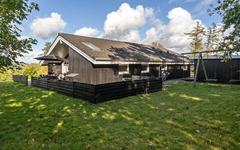 Merja - 3Km from the Sea: Hout, Huis, Veranda, Dek, Hardwood, Dak, Beits, Houten Vloer, Eco Hotel