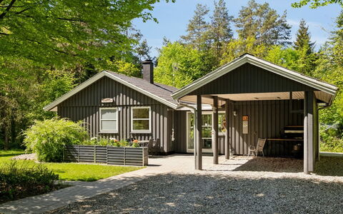 Hunding - 7Km from the Sea: Appartement, Schaduw, Balkon, Stoel, Hek, Buitenmeubels, Aluminium, Kunstgras