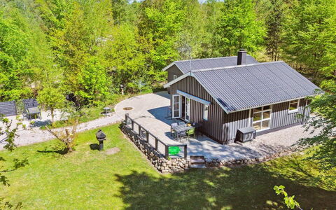 Hunding - 7Km from the Sea: Appartement, Schaduw, Balkon, Stoel, Hek, Buitenmeubels, Aluminium, Kunstgras