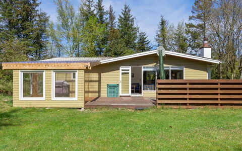 Teofilka - 200M from the Sea: Dak, Huis, Huis, Verblijf, Siding, Landgoed, Oprit, Garden Gebouwen, Werf, Schuur