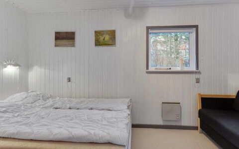 Teofilka - 200M from the Sea: Dak, Huis, Huis, Verblijf, Siding, Landgoed, Oprit, Garden Gebouwen, Werf, Schuur