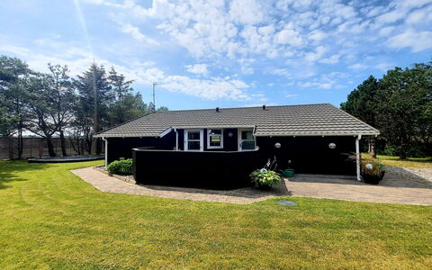 Thorin - 100M from the Sea: Thatching, Verblijf, Huis, Dak, Huis, Boerderij, Hut, Landgoed, Dorp