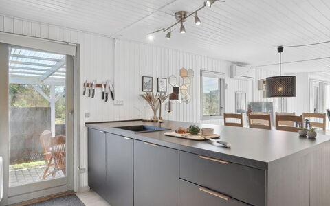 Tarja - 150M from the Sea: Keuken, Hout, Flooring, Countertop, Interieur Ontwerp, Verdieping, Meubilair, Plafond, Cabinetry, Toestel Van De Keuken