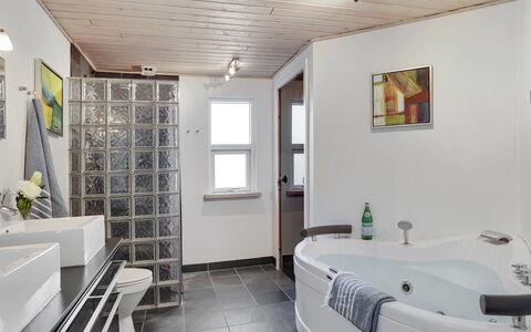 Ulfsten - 1.6Km from the Sea: Dak, Huis, Huis, Verblijf, Siding, Landgoed, Oprit, Garden Gebouwen, Werf, Schuur