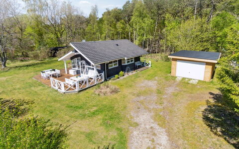 Petri - 500M from the Sea: Verblijf, Huis, Huis, Dak, Veranda, Landgoed, Siding, Garden Gebouwen, Boerderij, Werf