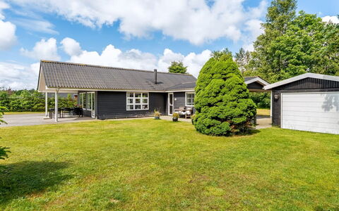 Jurien - 450M from the Sea: Huis, Dak, Huis, Verblijf, Gazon, Landgoed, Tuin, Boerderij, Siding, Werf