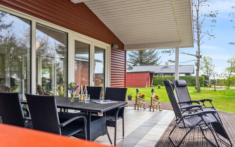 Rayla - 150M from the Sea: Recreatie, Reclame, Park, Banner, Teken, Pad