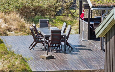 Baltur - 650M from the Sea: Dak, Huis, Huis, Verblijf, Siding, Landgoed, Oprit, Garden Gebouwen, Werf, Schuur
