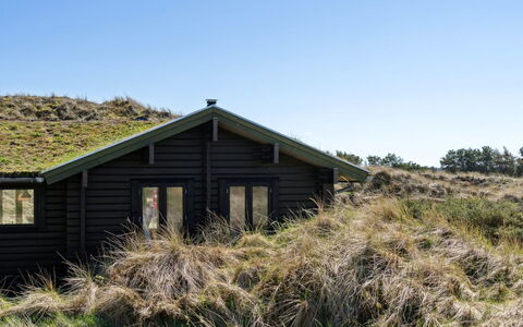 Baltur - 650M from the Sea: Dak, Huis, Huis, Verblijf, Siding, Landgoed, Oprit, Garden Gebouwen, Werf, Schuur