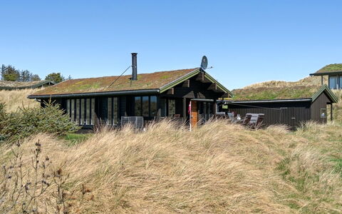 Baltur - 650M from the Sea: Dak, Huis, Huis, Verblijf, Siding, Landgoed, Oprit, Garden Gebouwen, Werf, Schuur