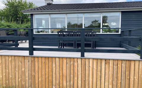 Shaya - 340M from the Sea: Hout, Samengesteld Materiaal, Hek, Leuning, Dek, Balkon, Plank, Hardwood, Beits, Veranda