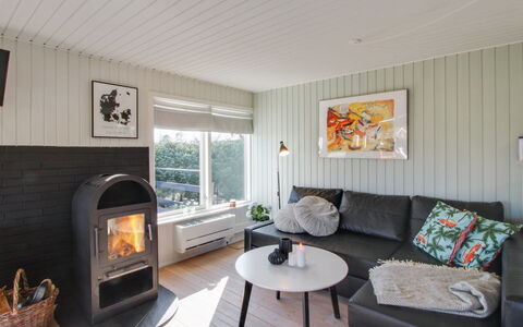Shaya - 340M from the Sea: Interieur Ontwerp, Flooring, Hout, Meubilair, Verdieping, Plafond, Bankstel, Woonkamer, Kamer, Huis