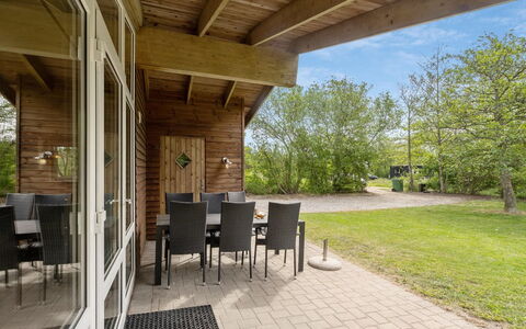 Els - 900M from the Sea: Blauw, Struik, Verblijf, Groundcover, Tuin, Landgoed, Schaduw, Landscaping, Boerderij, Eco Hotel