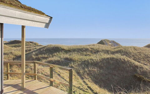 Mafalda - 260M from the Sea: Zee, Oceaan, Kust, Outdoor Structuur, Thatching, Plank