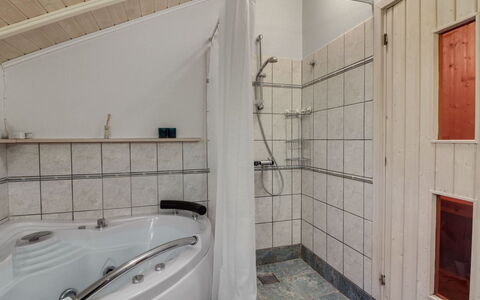 Acucena - 1.3Km from the Sea: Meubilair, Interieur Ontwerp, Stoel, Flooring, Tafel, Toevlucht, Verdieping, Plafond, Kamer, Eco Hotel