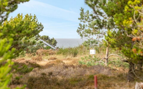 Bille - 200M from the Sea: Architectuur, Dak, Huis, Samengesteld Materiaal, Daylighting, Siding, Oprit