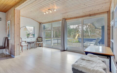 Kia - 80M from the Sea: Dak, Huis, Huis, Verblijf, Siding, Landgoed, Oprit, Garden Gebouwen, Werf, Schuur