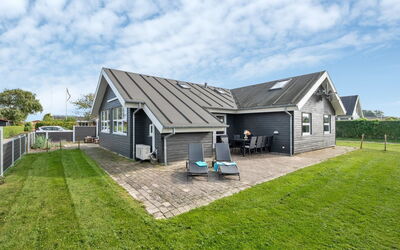 Thorwith - 150M from the Sea