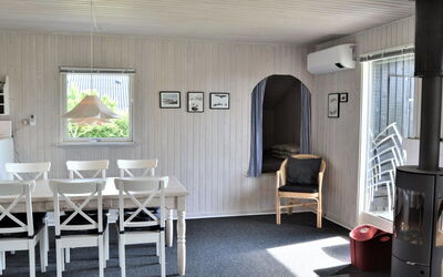 Kustaa - 1Km from the Sea