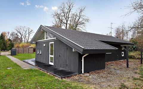 Riaan - 200M from the Sea: Dak, Huis, Verblijf, Schuur, Siding, Garden Gebouwen, Ontwerp, Werf, Oprit, Garage