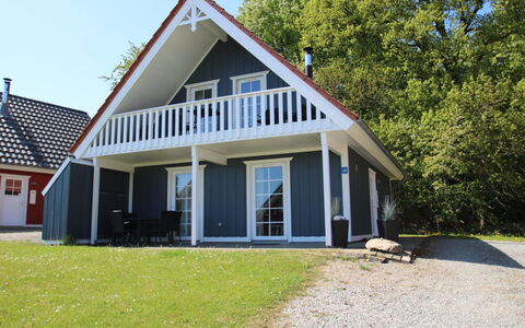 Babette - 75M to the Fjord: Huis, Huis, Dak, Woongebied, Verblijf, Landgoed, Boerderij, Gazon, Landscaping, Siding