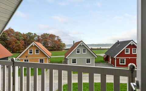 Babette - 75M to the Fjord: Huis, Huis, Dak, Woongebied, Verblijf, Landgoed, Boerderij, Gazon, Landscaping, Siding