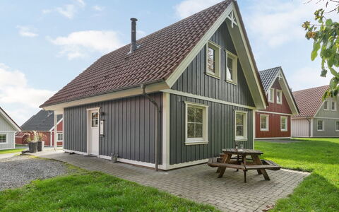 Babette - 75M to the Fjord: Huis, Huis, Dak, Woongebied, Verblijf, Landgoed, Boerderij, Gazon, Landscaping, Siding
