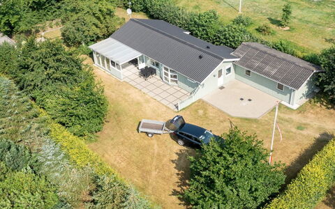 Anabella - 400M to the Fjord: Hout, Dak, Architectuur, Huis, Huis, Verblijf, Siding, Hardwood, Helling, Landgoed