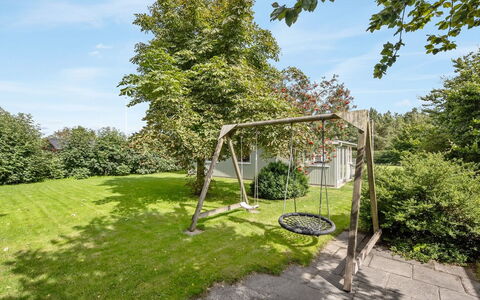 Anabella - 400M to the Fjord: Hout, Dak, Architectuur, Huis, Huis, Verblijf, Siding, Hardwood, Helling, Landgoed