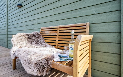 Alpo - 450M from the Sea: Verblijf, Dak, Huis, Helling, Hut, Siding