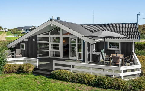 Brynjolf - 350M to the Fjord: Huis, Dak, Huis, Verblijf, Schuur, Garden Gebouwen, Siding, Werf, Blokhut, Hut