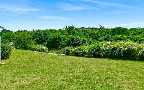 Athisl - 800M from the Sea: Lucht, Blauw, Groen, Dag, Gras, Boom, Natuurlijke Omgeving, Natuur, Vegetation, Grasland