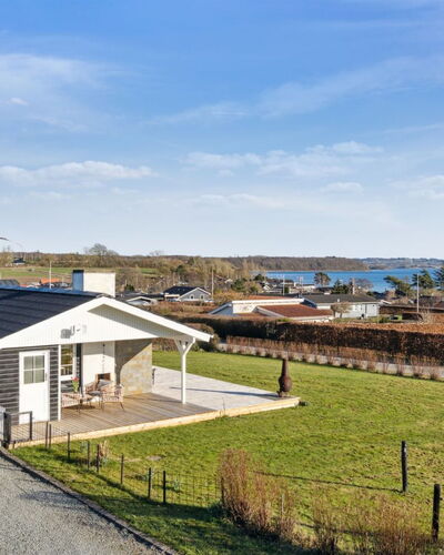 Reinhold - 200M from the Sea