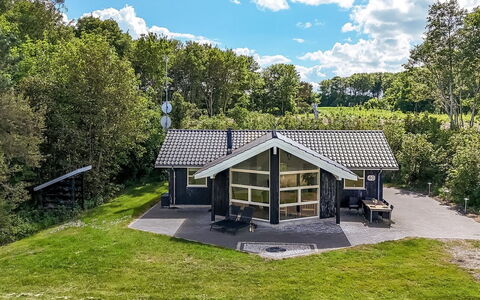 Thorman - 75M from the Sea: Huis, Verblijf, Garden Gebouwen, Landgoed, Oprit, Werf, Schuur, Blokhut, Siding, Boerderij