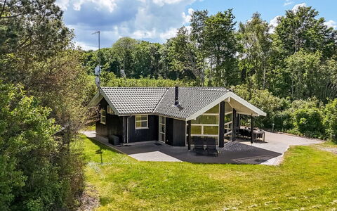 Thorman - 75M from the Sea: Verblijf, Dak, Huis, Helling, Hut, Siding