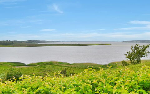 Pirkka - 50M to the Fjord: Zwembad, Buitenmeubels, Meubilair, Toevlucht, Flagstone, Eco Hotel, Schaduw, Stoel, Vrije Tijd, Landgoed