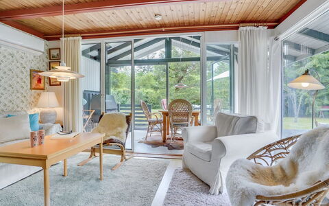 Syrina: Dak, Huis, Huis, Verblijf, Siding, Landgoed, Oprit, Garden Gebouwen, Werf, Schuur