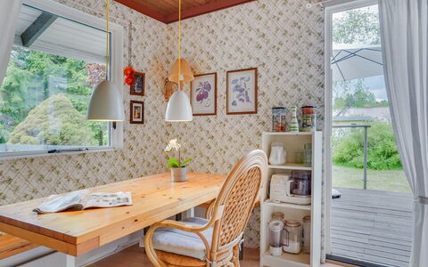 Syrina: Dak, Huis, Huis, Verblijf, Siding, Landgoed, Oprit, Garden Gebouwen, Werf, Schuur