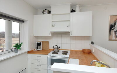 Enni - 100M from the Sea