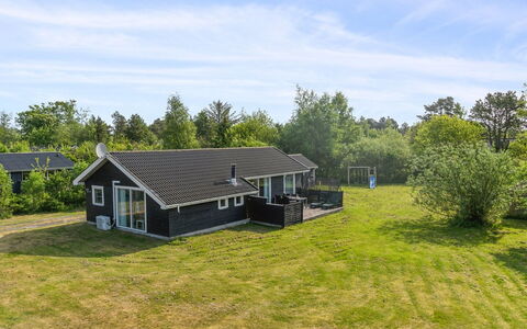 Jil - 750M from the Sea: Architectuur, Dak, Huis, Samengesteld Materiaal, Daylighting, Siding, Oprit