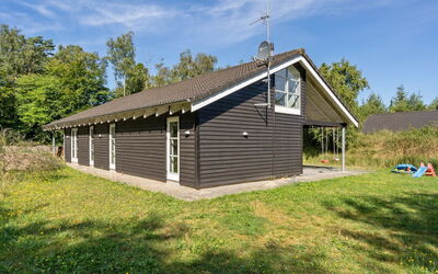 Kringfod - 590M from the Sea