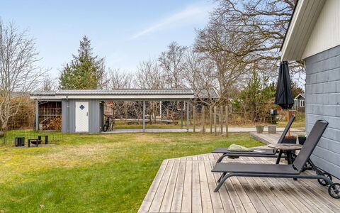 Kerttuli - 800M from the Sea: Land Lot, Tuin, Schaduw, Gazon, Werf, Backyard, Landscaping, Garden Gebouwen, Landgoed, Ontwerp