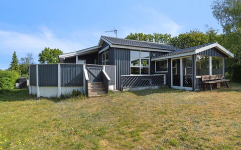 Rafn - 550M from the Sea: Architectuur, Dak, Huis, Samengesteld Materiaal, Daylighting, Siding, Oprit