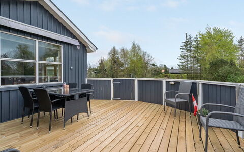 Rafn - 550M from the Sea: Hout, Zee, Wolk, Kust En Oceanic Landvormen, Dek, Oceaan, Plank, Boardwalk, Kust, Hardwood