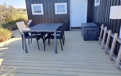 Sixten - 450M from the Sea