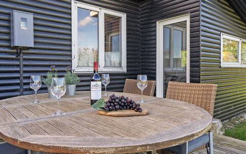 Afrim - 694M from the Sea: Hout, Meubilair, Siding, Verblijf, Veranda, Huis, Hardwood, Deur, Stoel, Plank